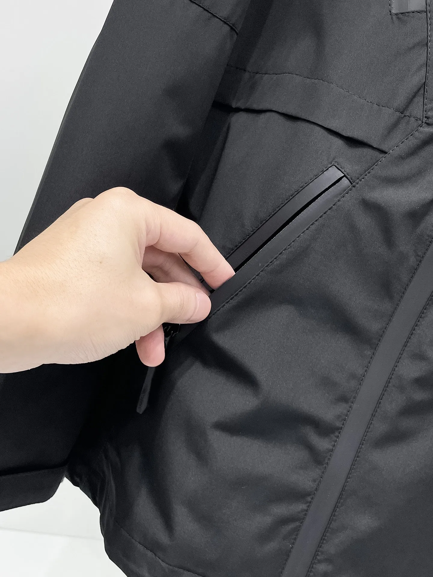 Same Style， ， 2026 New Arrival ， Original Premium Breathable ， ， ， Quality。 ， Sizes：M～3XL，
